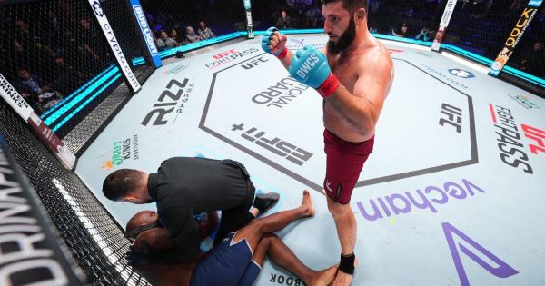 Ризван Куниев подписал контракт с UFC после победы на Претендентской серии Уайта