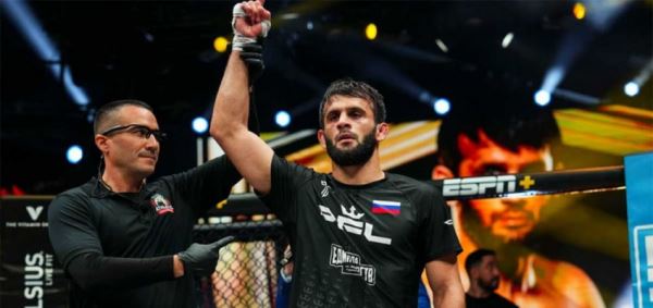 Гаджи Рабаданов вышел в финал гран-при легковесов PFL